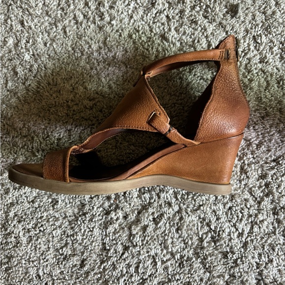 Miz Mooz wedge heel. Beautiful, soft leather. Size 40 - Picture 3 of 5